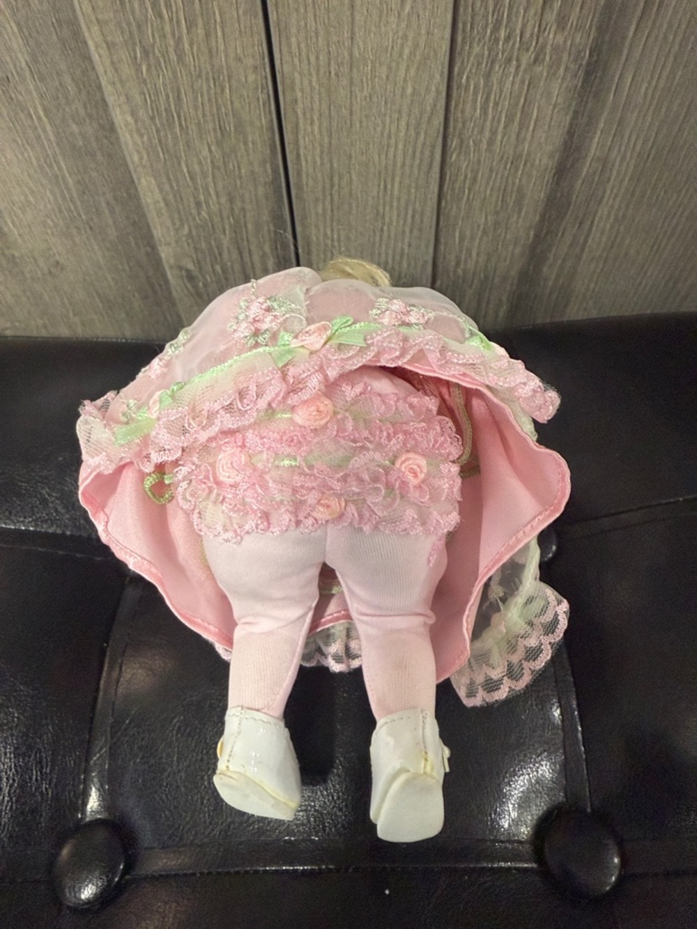 Vintage Marie Osmond Tiny Tots Baby Queen Elizabeth Rose Bud Porcelain Doll 2006 - Picture 7 of 8